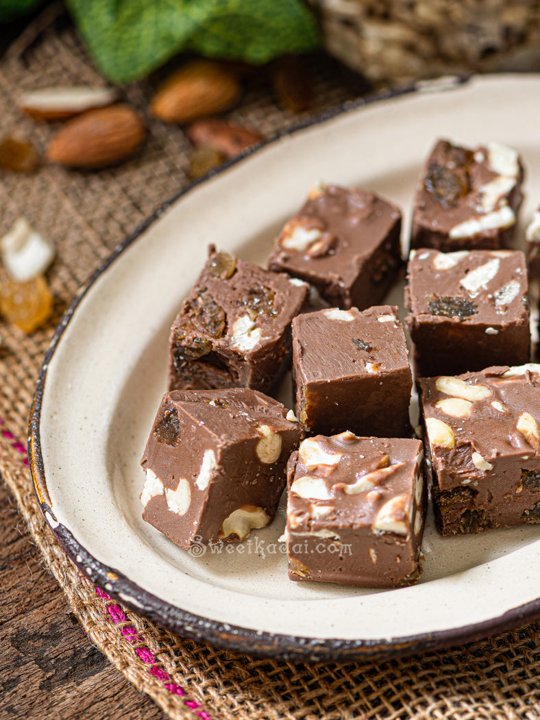 Fruit and nuts chocolate
